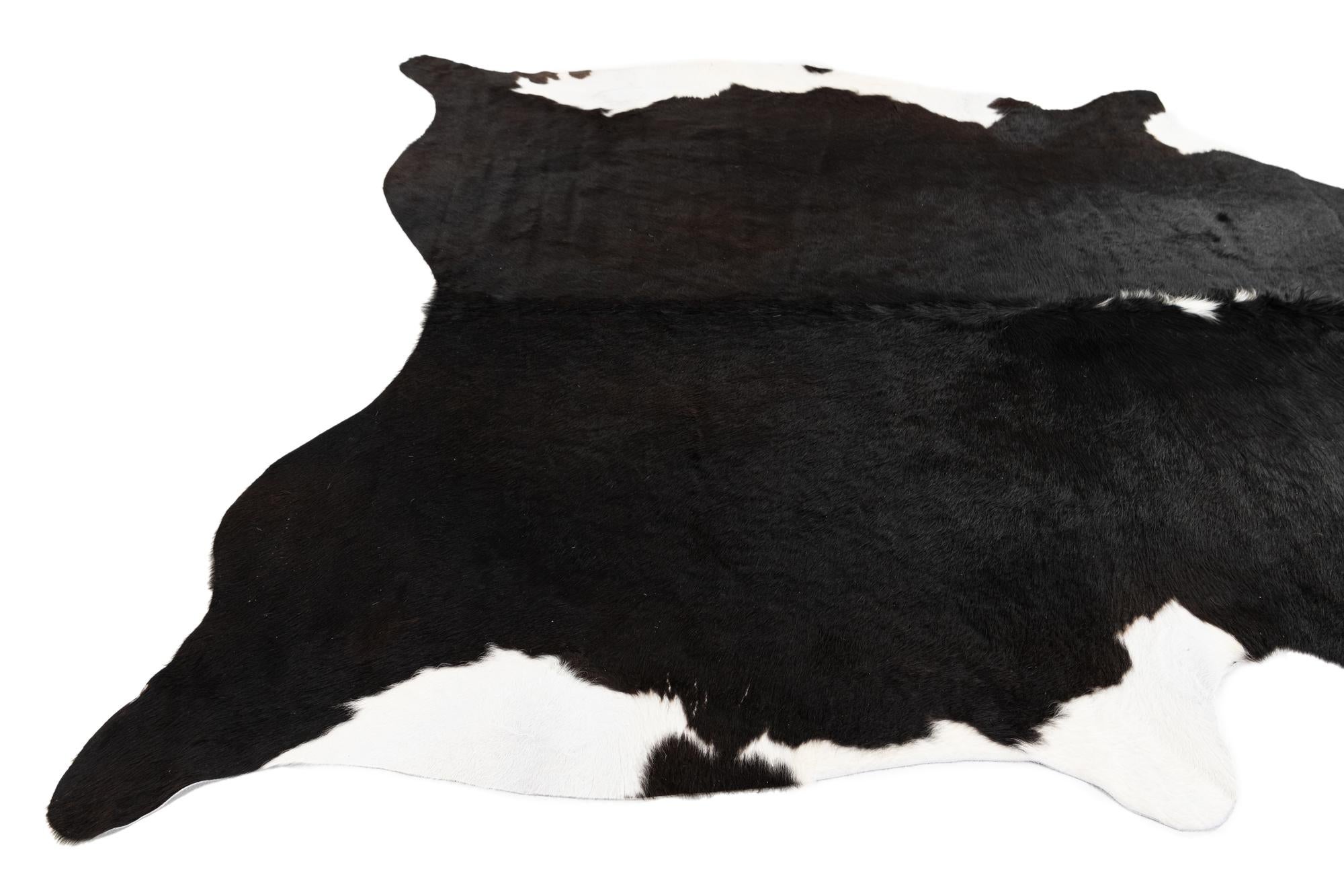 6' 5 x 6' 8 Cowhide Leather Square Rug