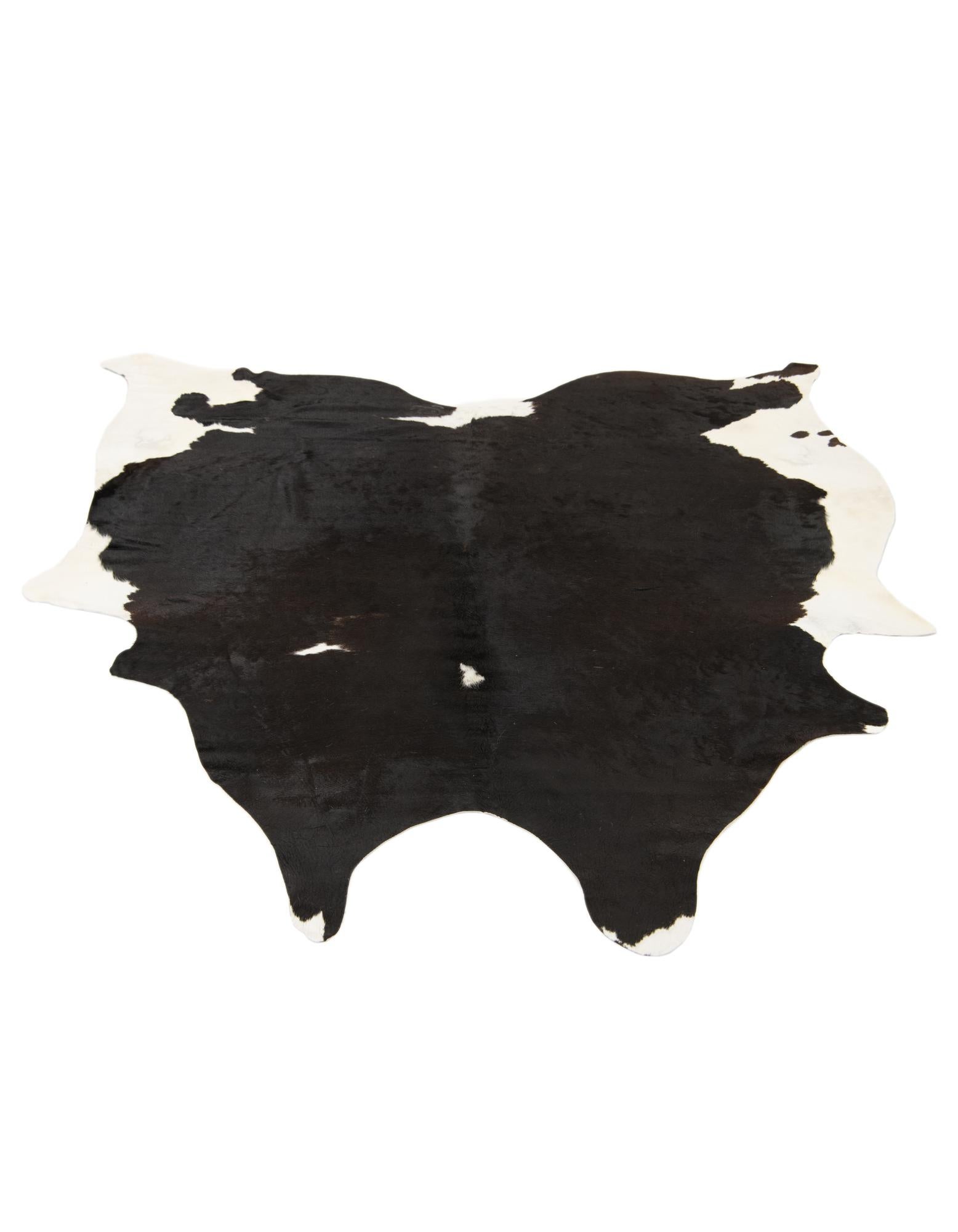 6' 5 x 6' 8 Cowhide Leather Square Rug