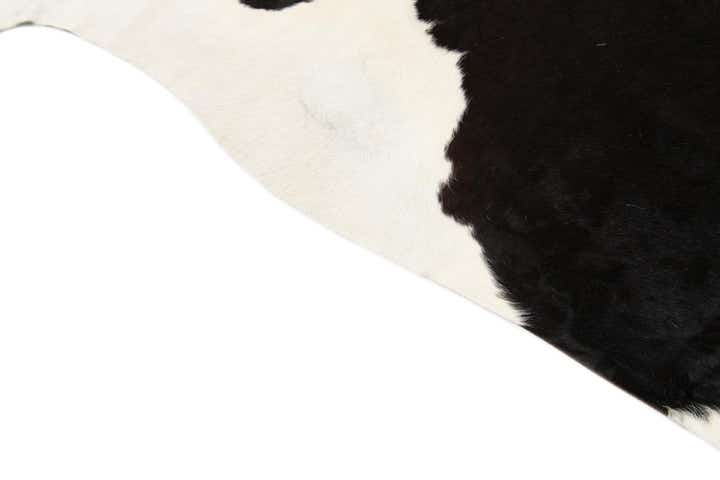 6' 5 x 6' 8 Cowhide Leather Square Rug