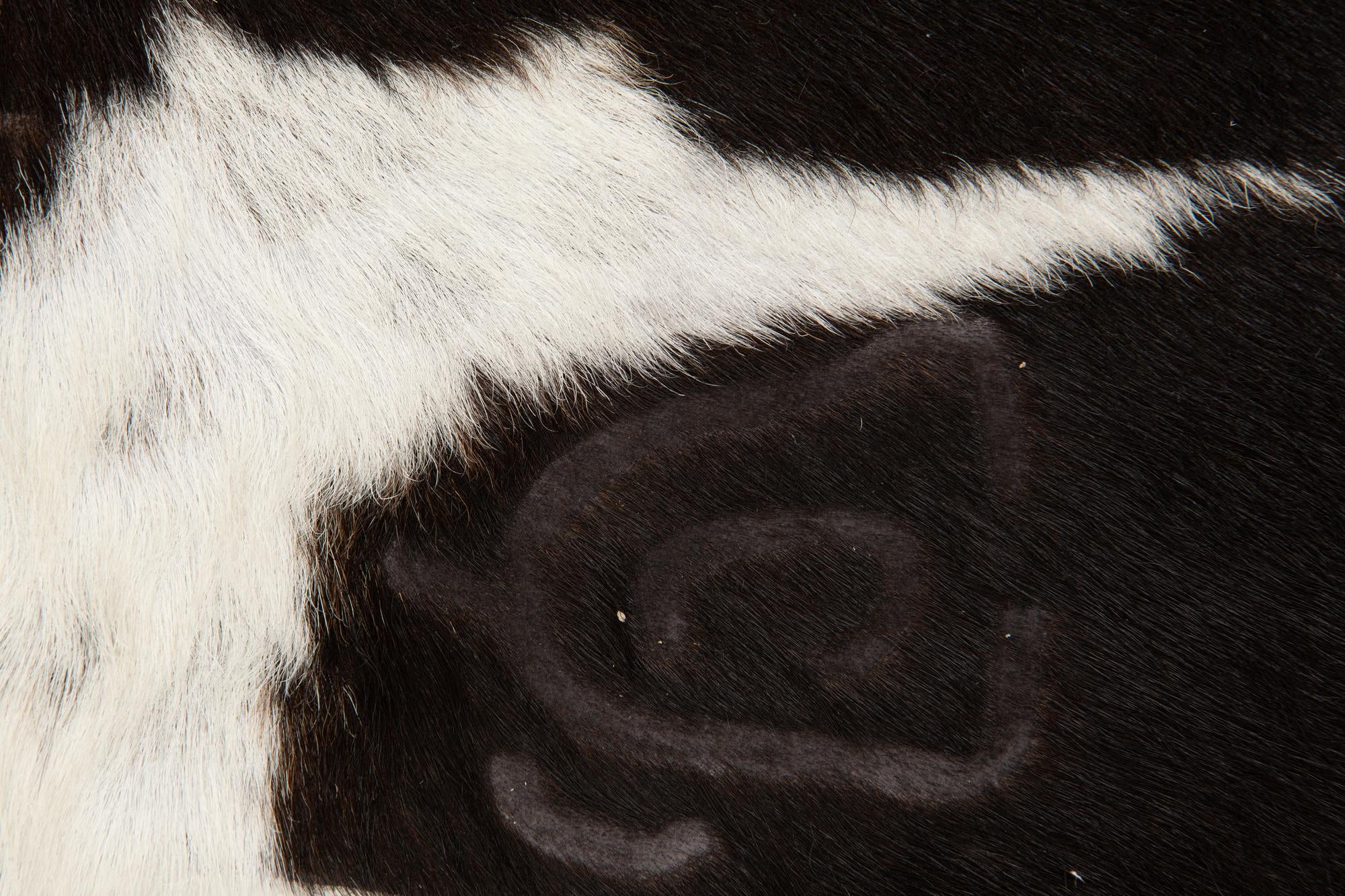 6' 5 x 6' 8 Cowhide Leather Square Rug