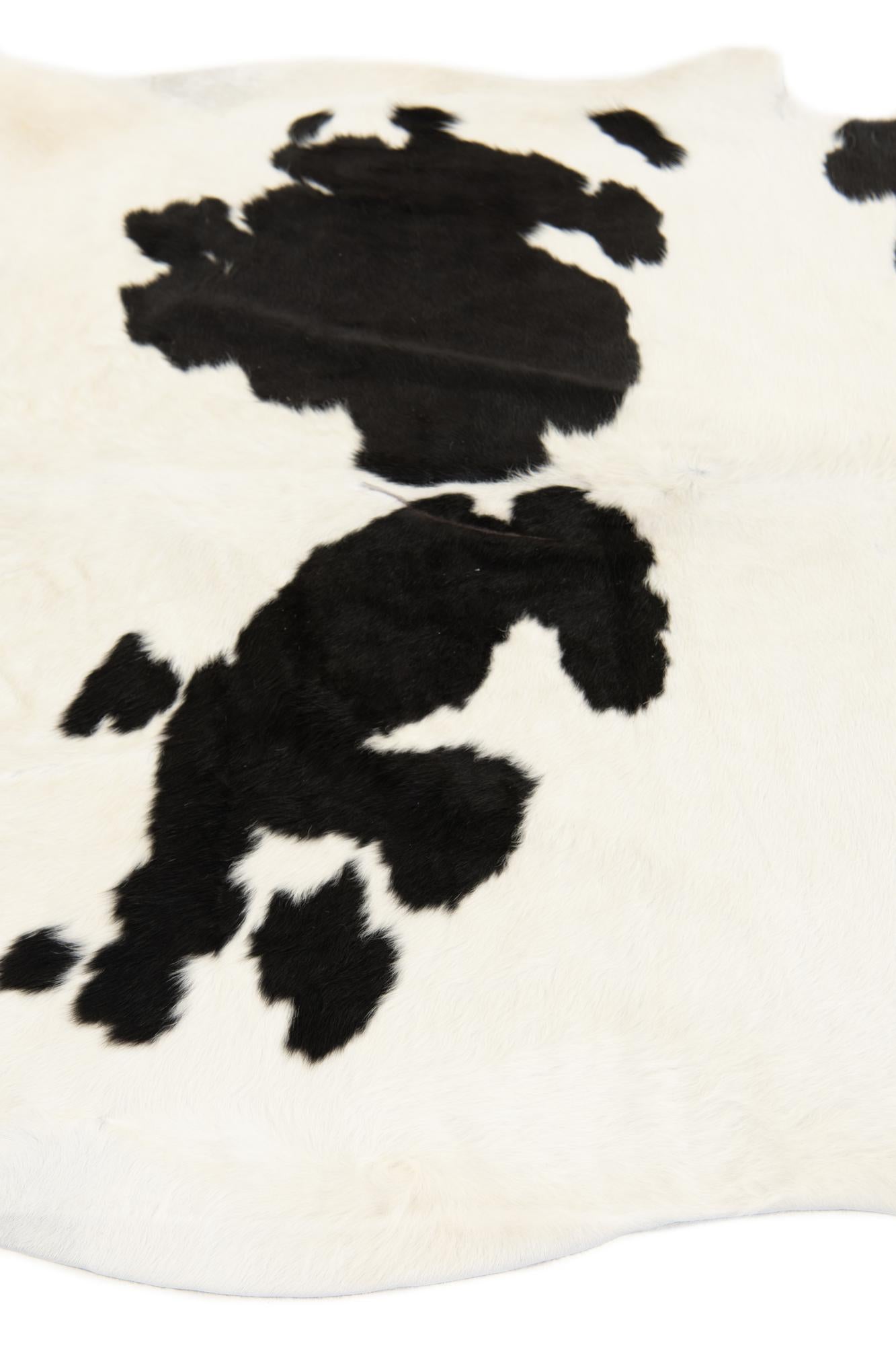 5' 11 x 6' 1 Cowhide Leather Square Rug