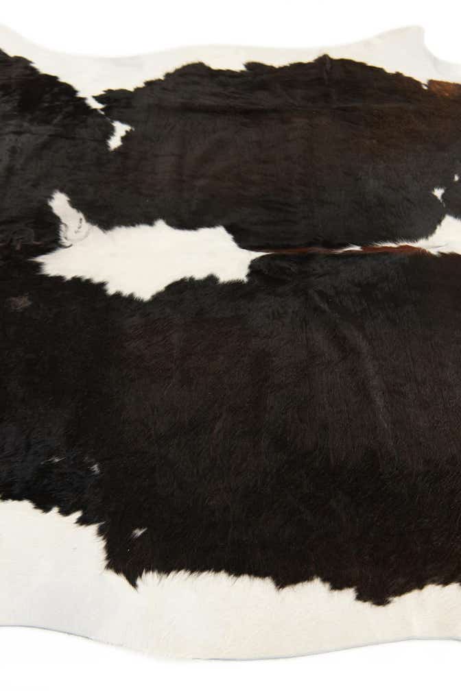 6' 1 x 6' 8 Cowhide Leather Square Rug