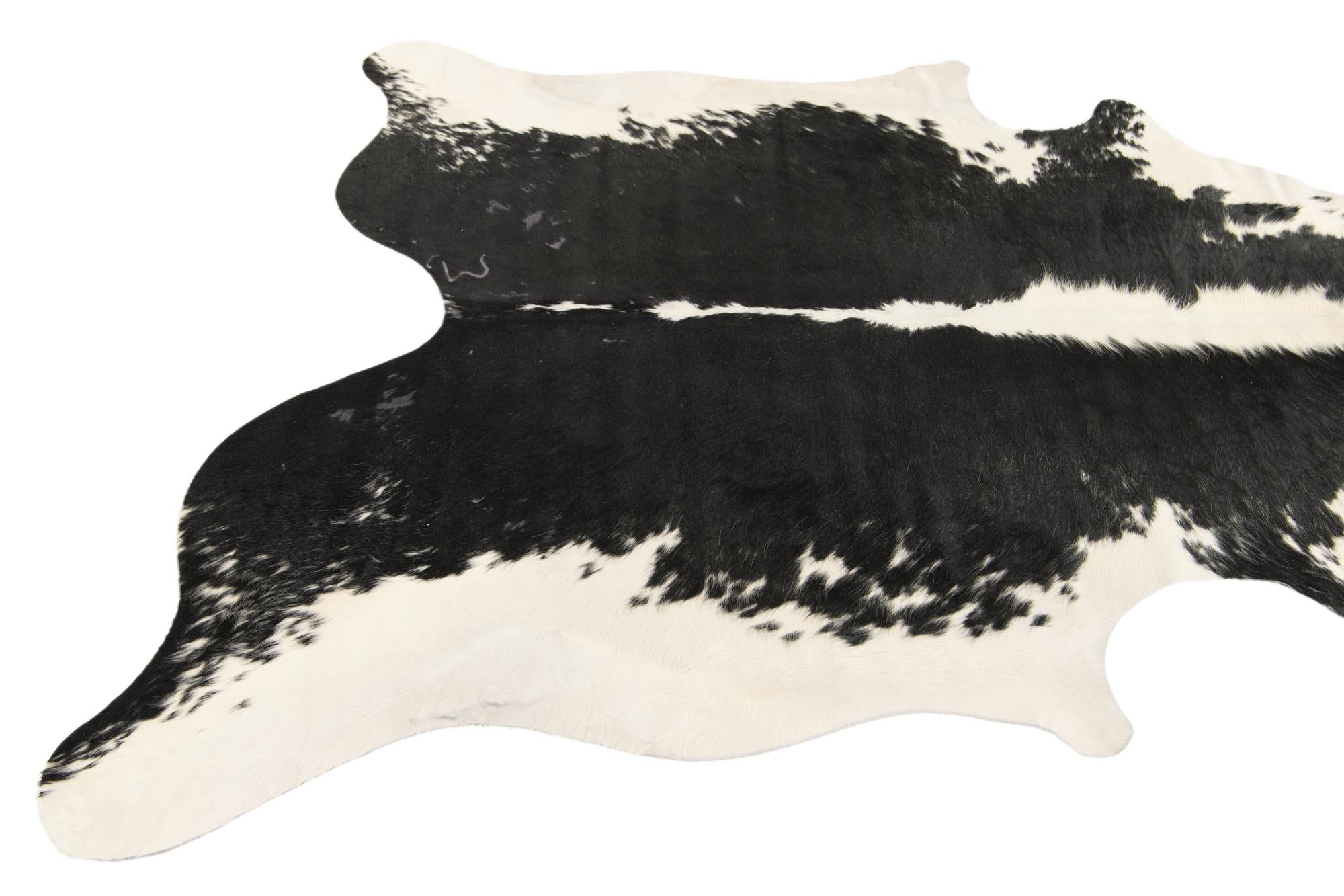 6' 2 x 6' 6 Cowhide Leather Square Rug