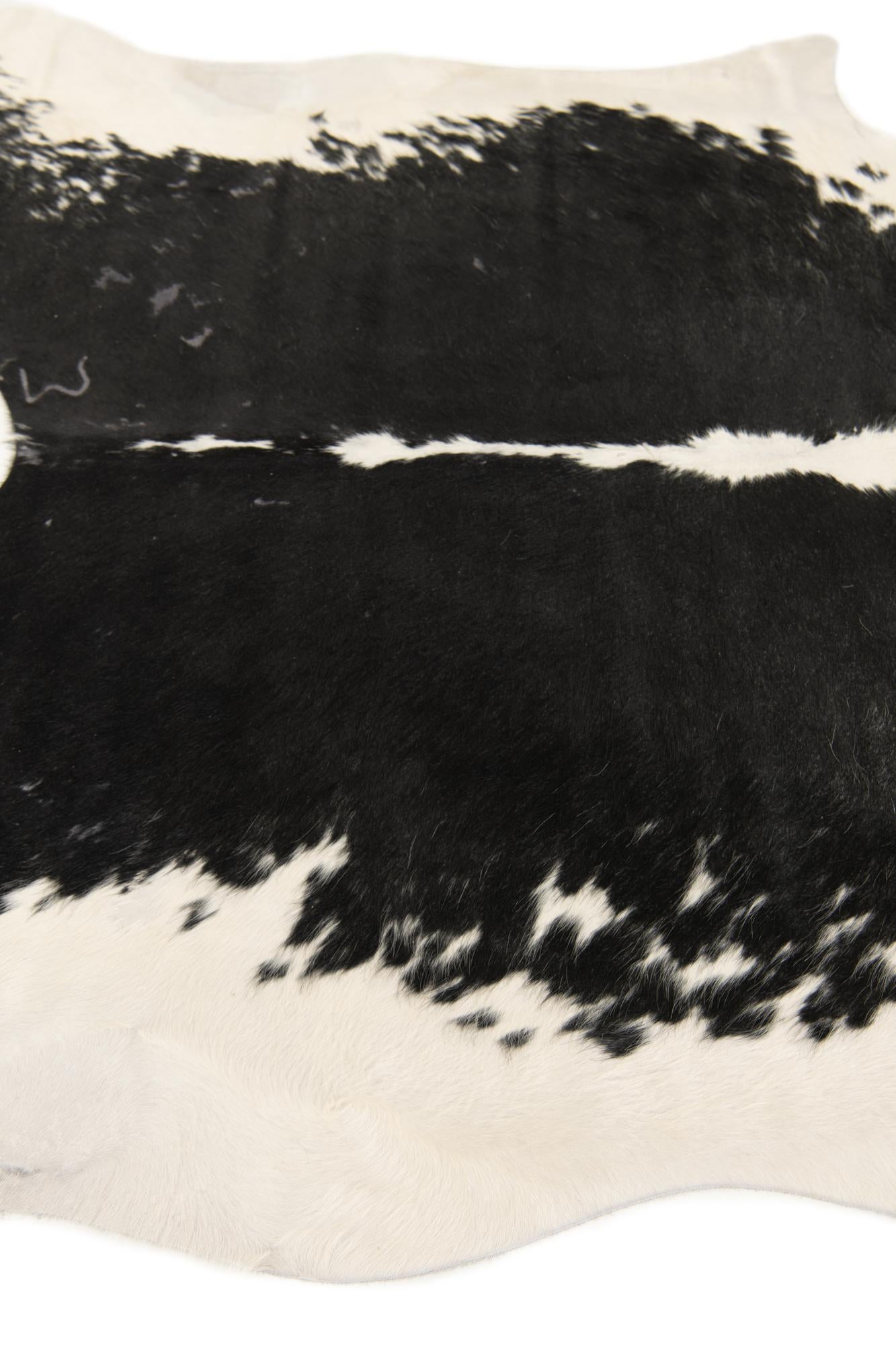 6' 2 x 6' 6 Cowhide Leather Square Rug