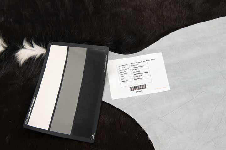 6' x 6' 2 Cowhide Leather Square Rug