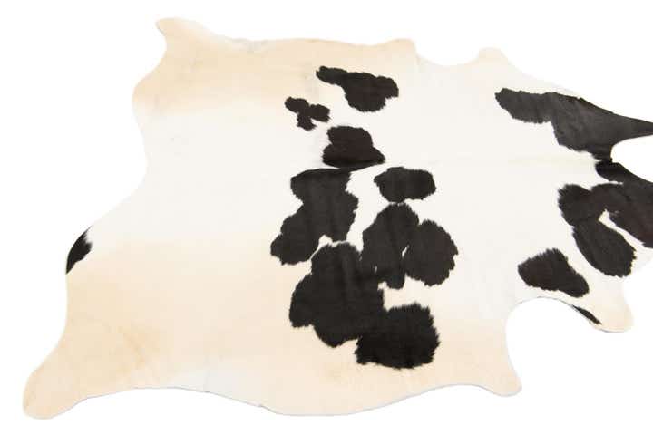 5' 5 x 5' 6 Cowhide Leather Square Rug