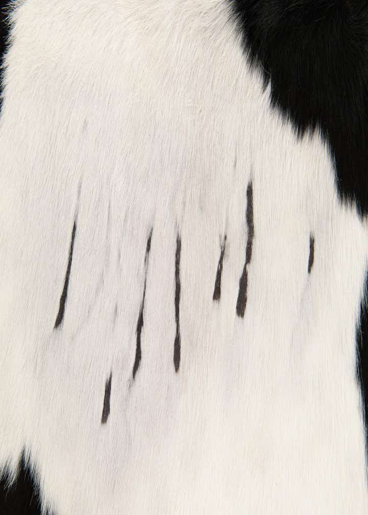5' 3 x 5' 6 Cowhide Leather Square Rug