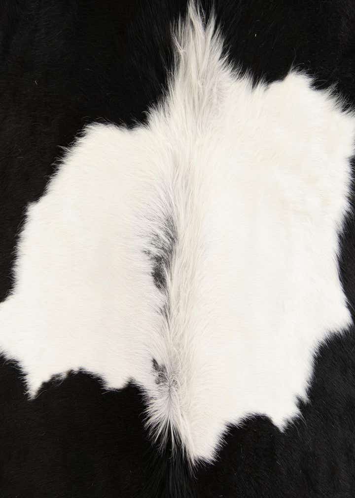 4' 11 x 5' 8 Cowhide Leather Square Rug