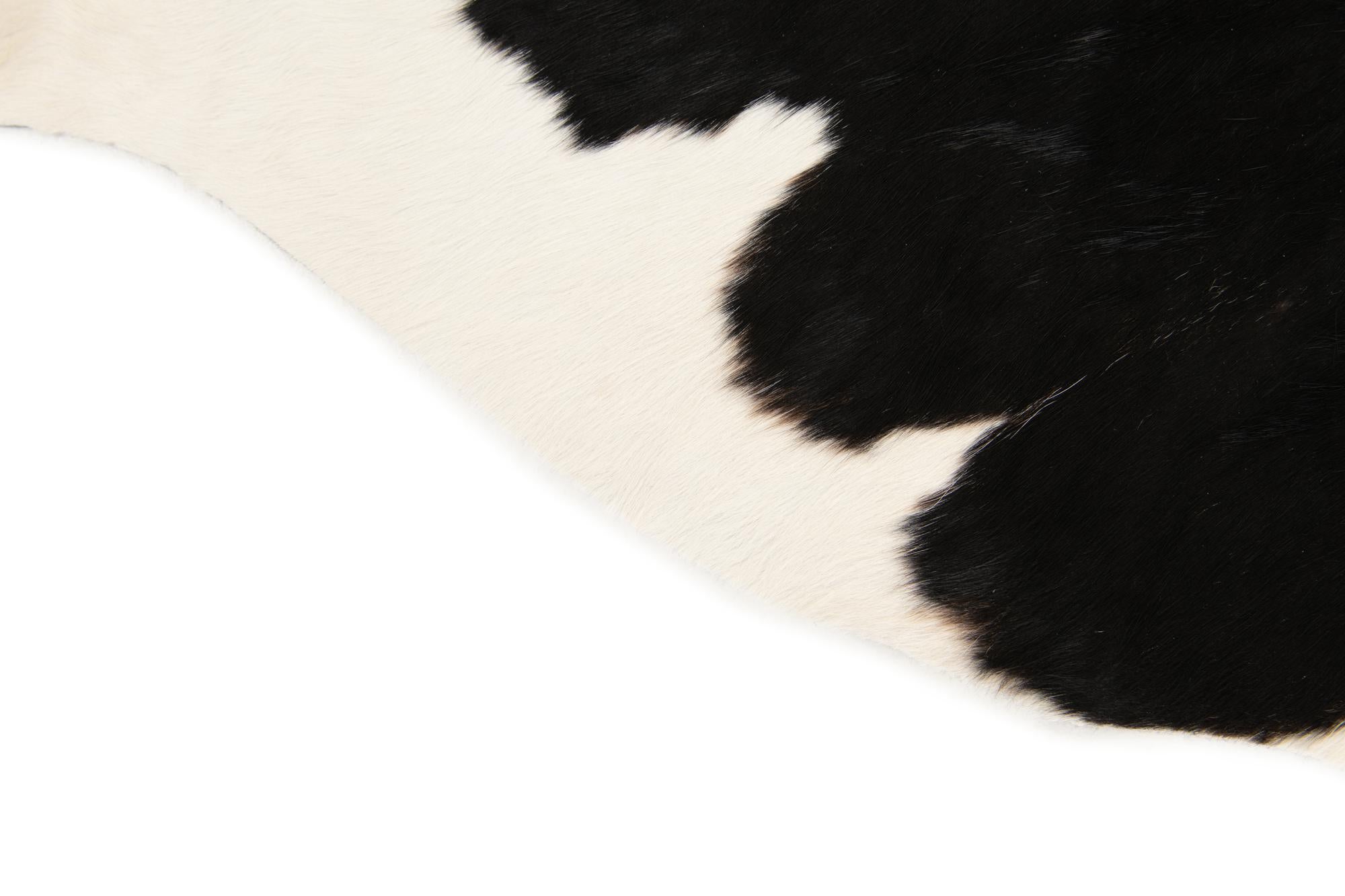4' 9 x 4' 11 Cowhide Leather Square Rug
