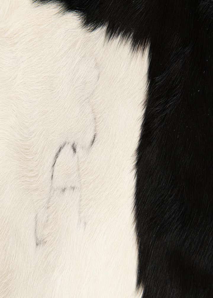 4' 9 x 4' 11 Cowhide Leather Square Rug