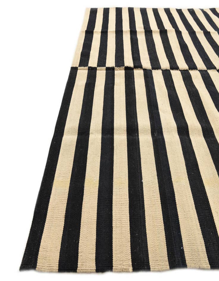 Detail image of 5' 3 x 5' 3 Hand Woven Kilim Modern Wool Square Rug
