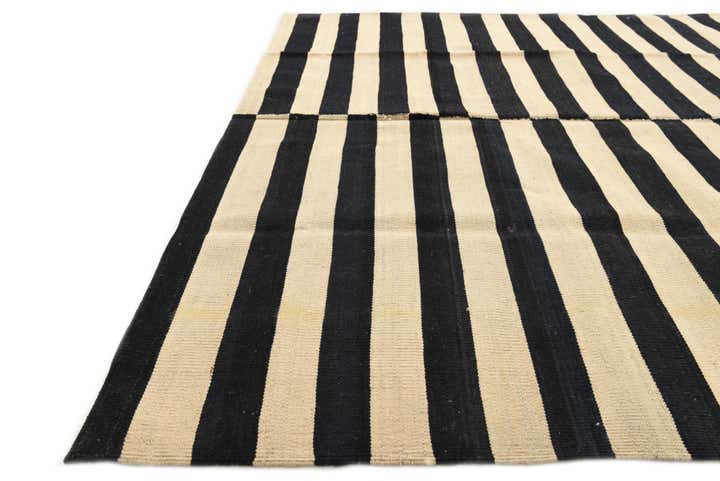 5' 3 x 5' 3 Hand Woven Kilim Modern Wool Square Rug