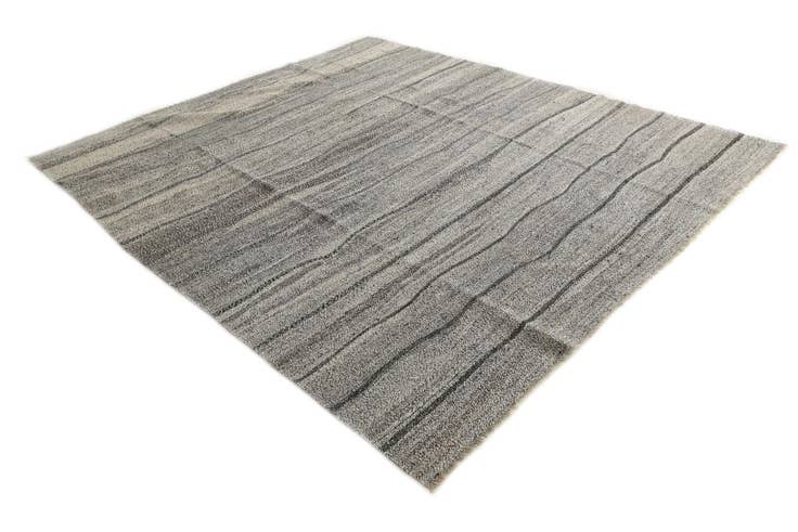 Detail image of 8' 9 x 9' 10 Hand Woven Kilim Modern Wool Square Rug
