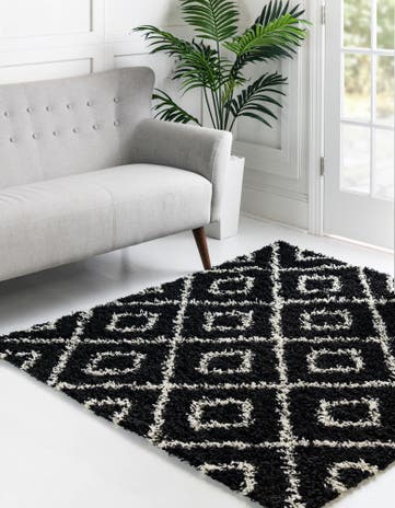 Black and White Lattice Shag Square Rug