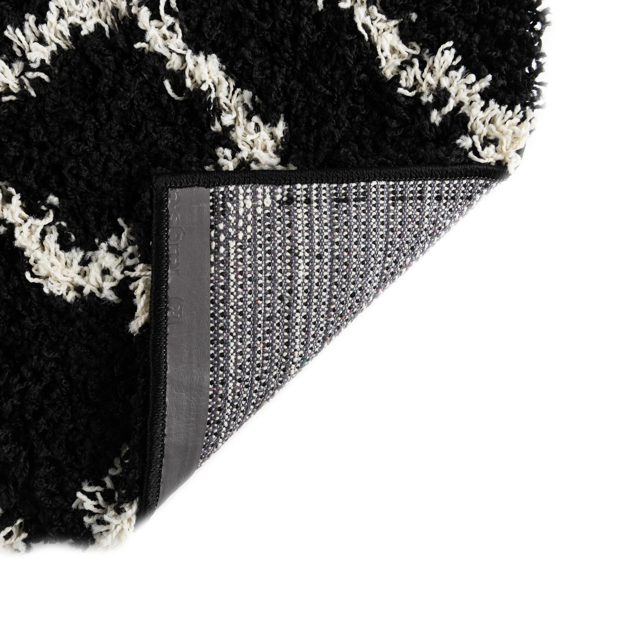 5' 3 x 5' 3 Lattice Shag Square Rug