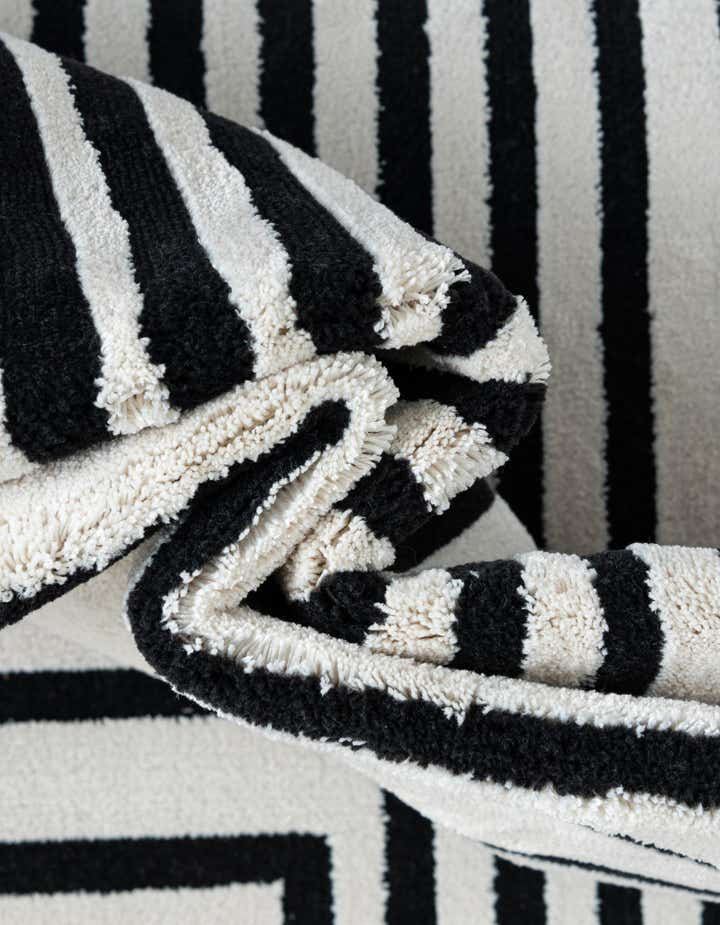 10' x 10' Milano Square Rug