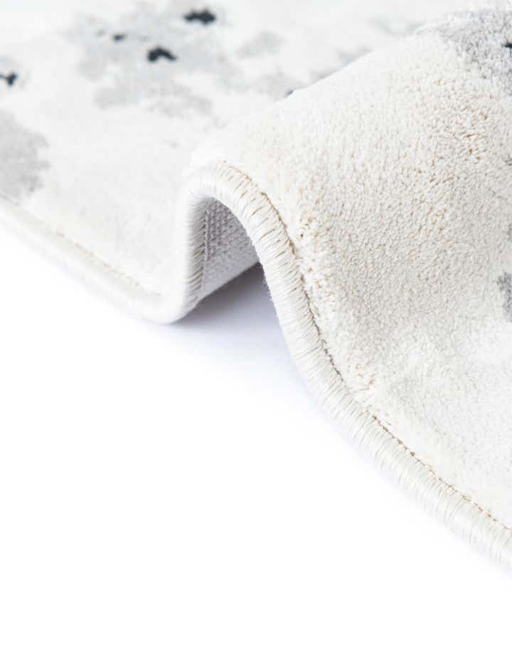 7' 10 x 7' 10 Milano Square Rug