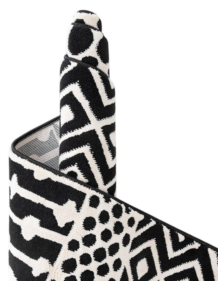 Detail image of 8' 3 x 8' 3 Milano Square Rug