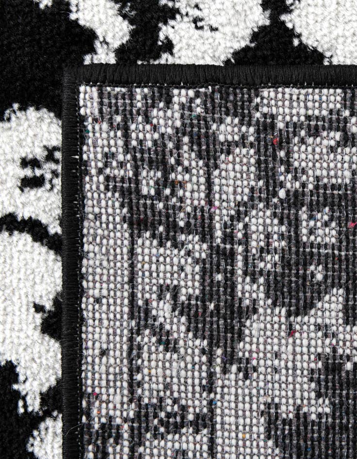 Detail image of 7' 10 x 7' 10 Oregon Square Rug