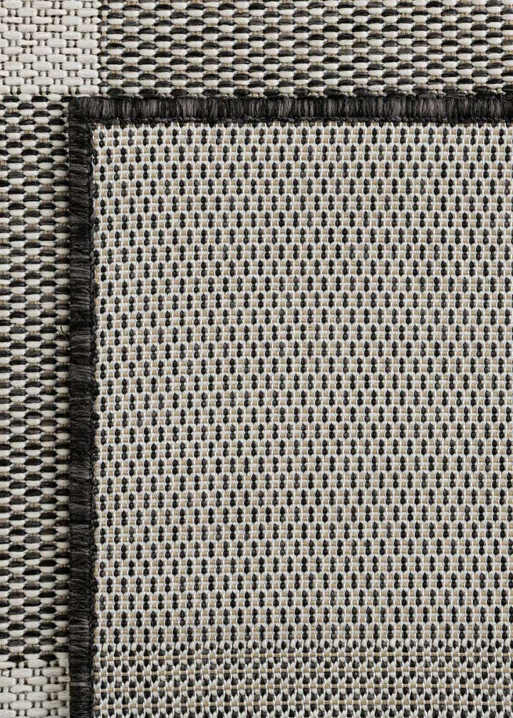 10' x 10' Easy-Clean Checkered Indoor / Outdoor Square Rug
