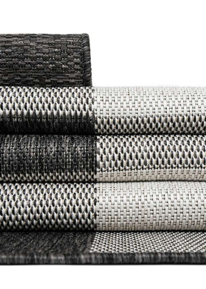 10' x 10' Easy-Clean Checkered Indoor / Outdoor Square Rug