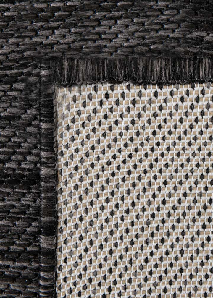 7' 10 x 7' 10 Easy-Clean Modern Indoor / Outdoor Square Rug