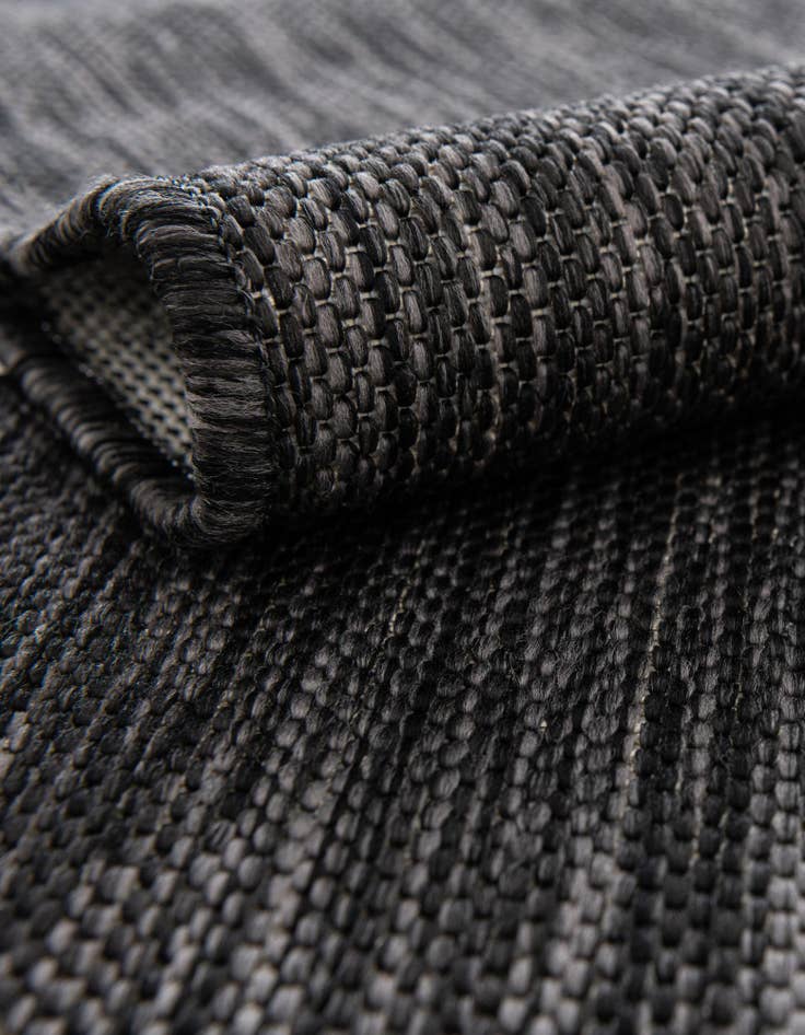 Detail image of 7' 10 x 7' 10  Washable Modern Indoor / Outdoor Square Rug