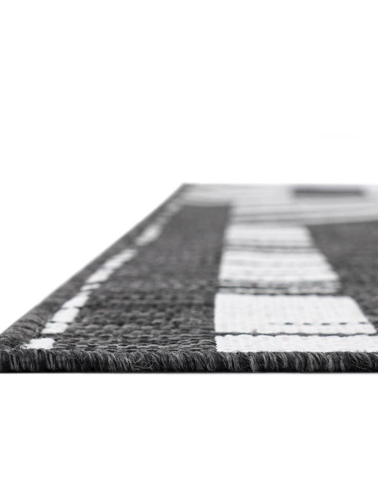 Detail image of 7' 10 x 7' 10  Washable Modern Indoor / Outdoor Square Rug