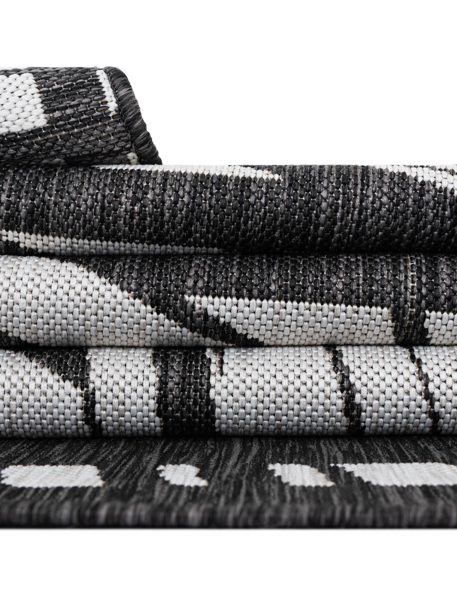 10' x 10' Easy-Clean Modern Indoor / Outdoor Square Rug