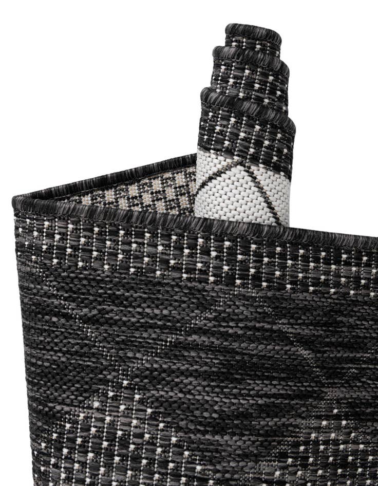 Detail image of 13' x 13'  Washable Modern Indoor / Outdoor Square Rug