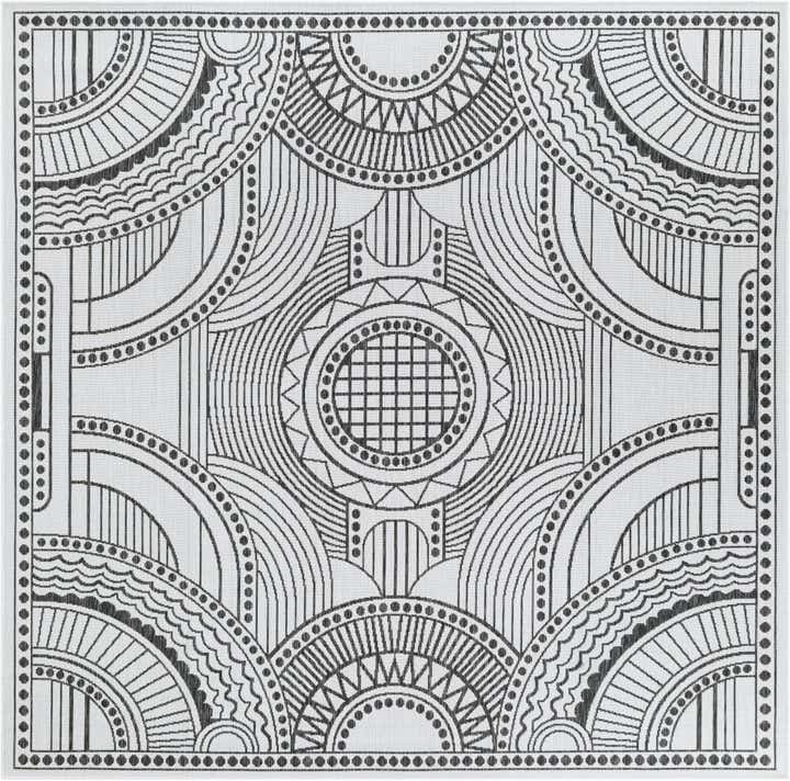 7' 10 x 7' 10 Easy-Clean Traditional Indoor / Outdoor Square Rug