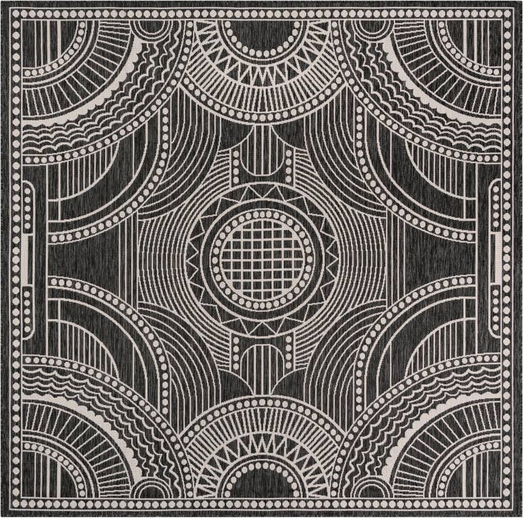 Detail image of 7' 10 x 7' 10 Easy-Clean Traditional Indoor / Outdoor Square Rug
