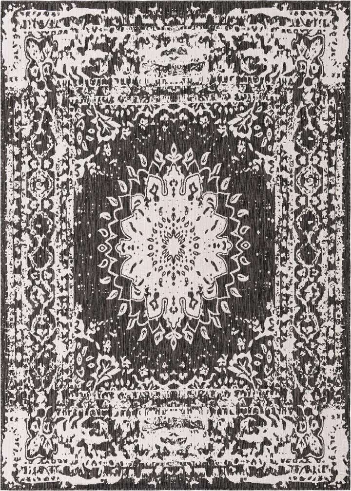 7' 10 x 7' 10 Easy-Clean Traditional Indoor / Outdoor Square Rug