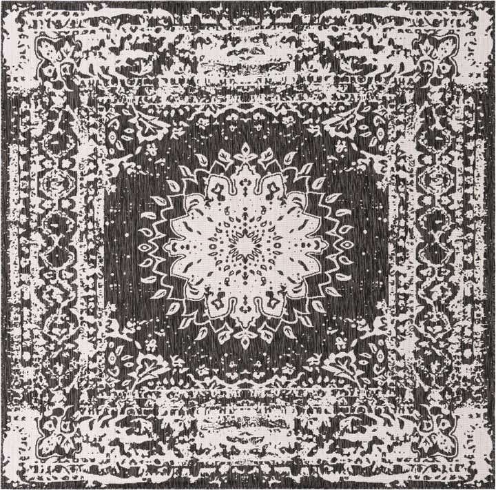 7' 10 x 7' 10 Easy-Clean Traditional Indoor / Outdoor Square Rug