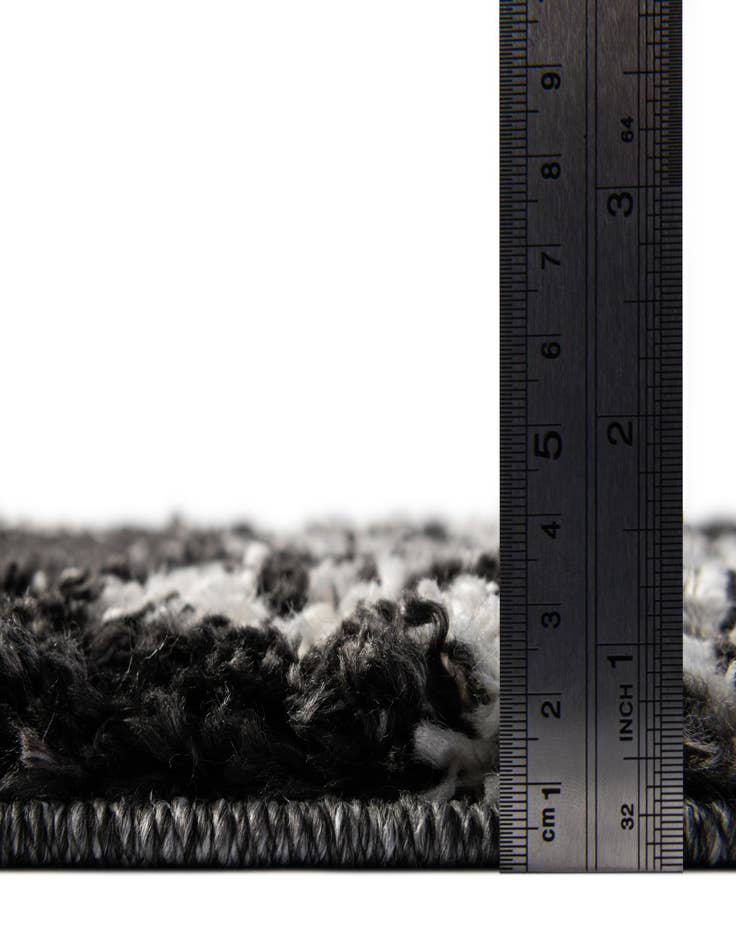 Detail image of 7' 10 x 7' 10 Serenity Shag Square Rug