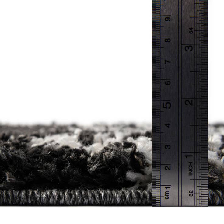 Detail image of 7' 10 x 7' 10 Serenity Shag Square Rug