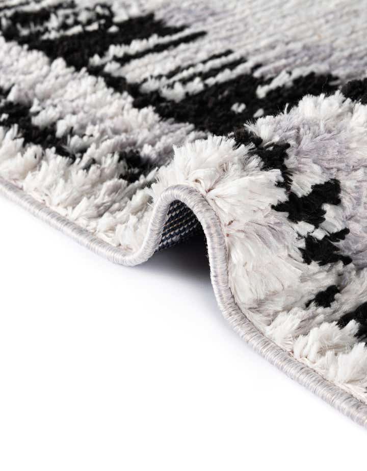 7' 10 x 7' 10 Tagine Square Rug