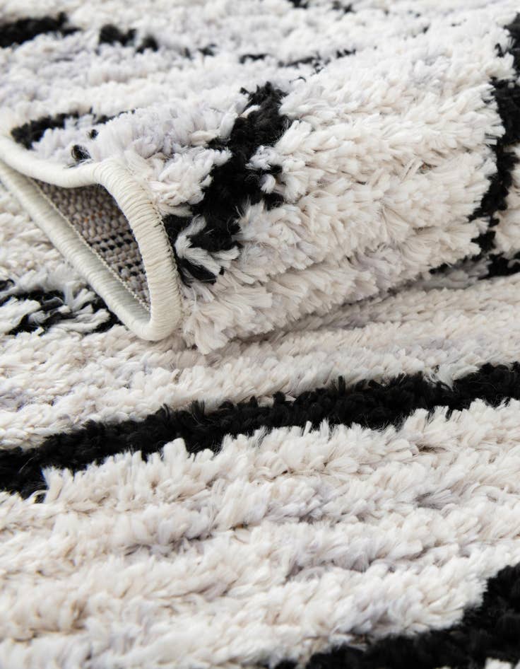 Detail image of 5' 3 x 5' 3 Tagine Square Rug