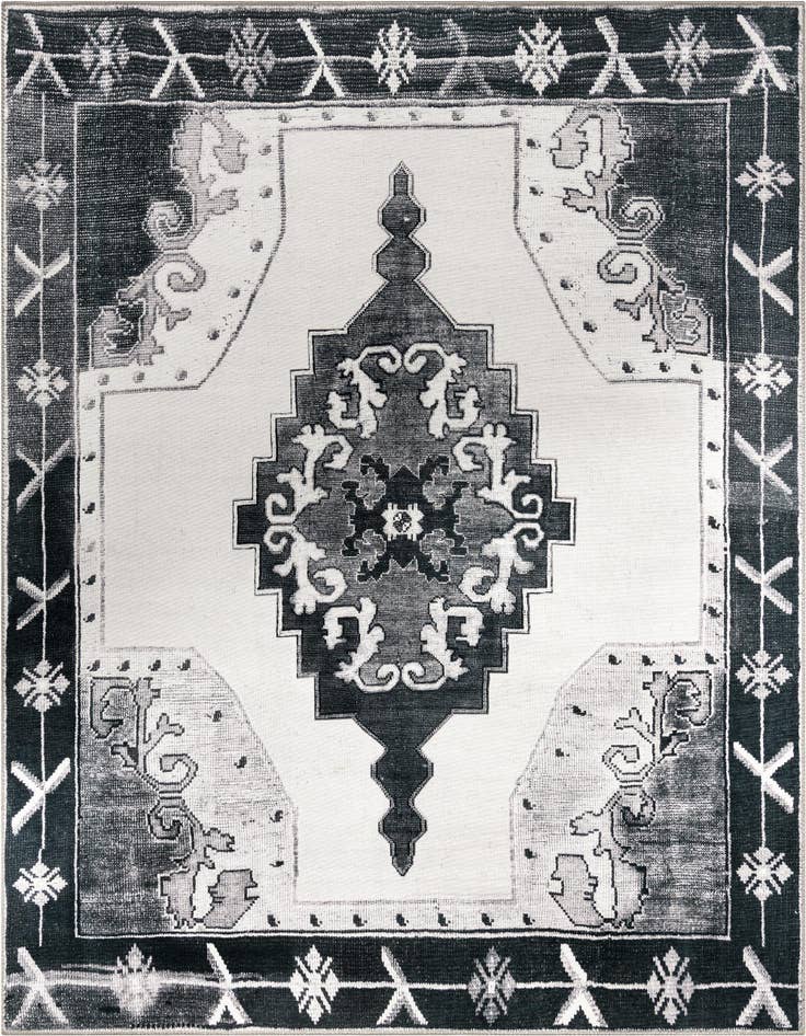 Detail image of 7' 6 x 7' 6 Washable Timeless Square Rug