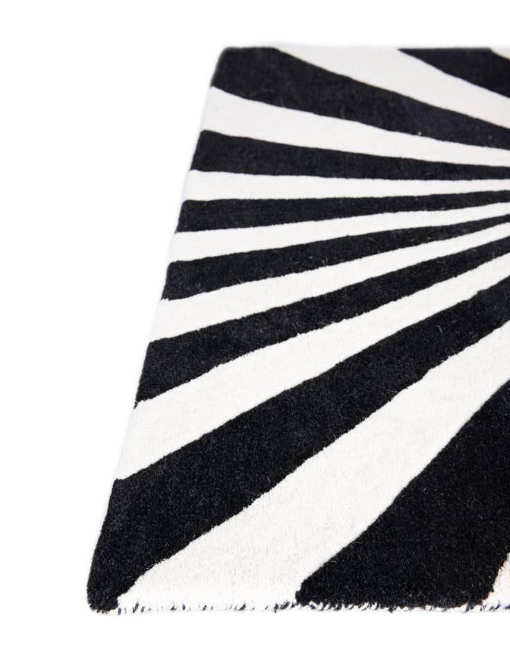 Detail image of 7' 10 x 7' 10 Vortex Wool Square Rug
