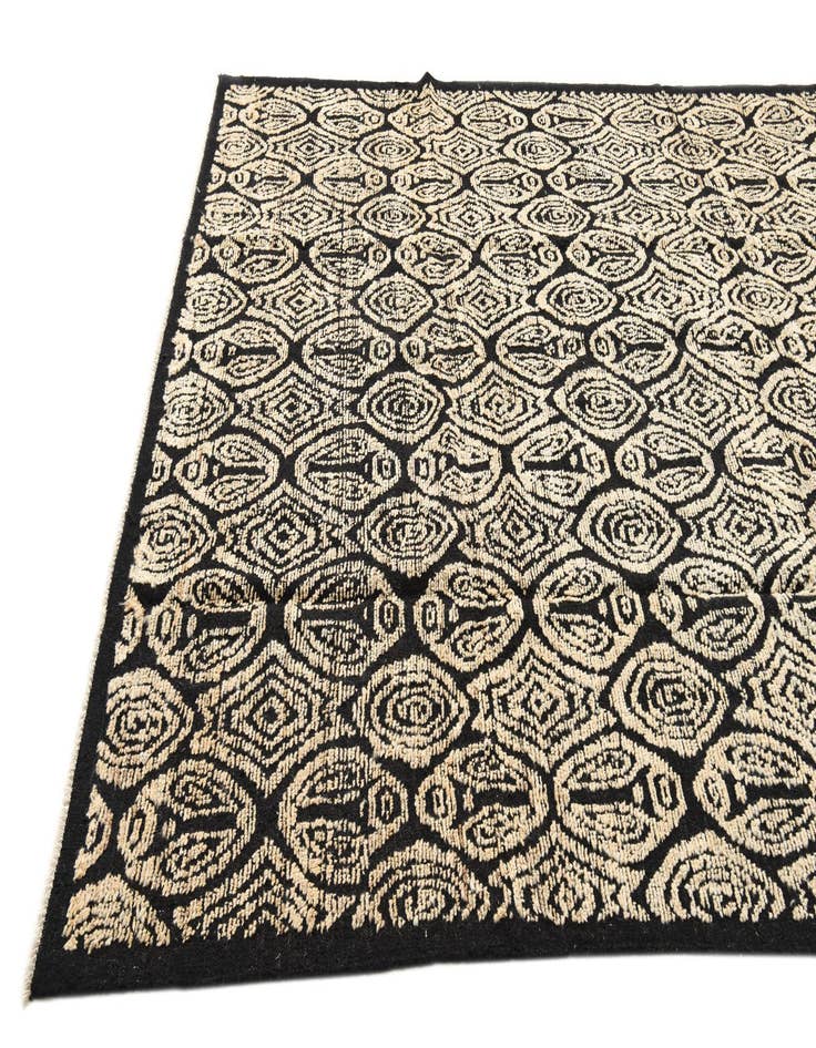 Detail image of 8' 9 x 10' 1  Hand Knotted Darya Wool Rug