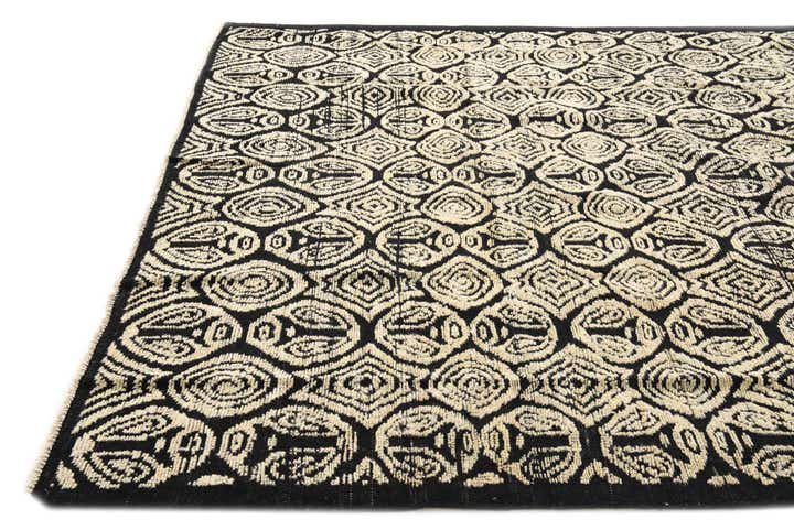 8' x 10' 6 Hand Knotted Darya Wool Rug