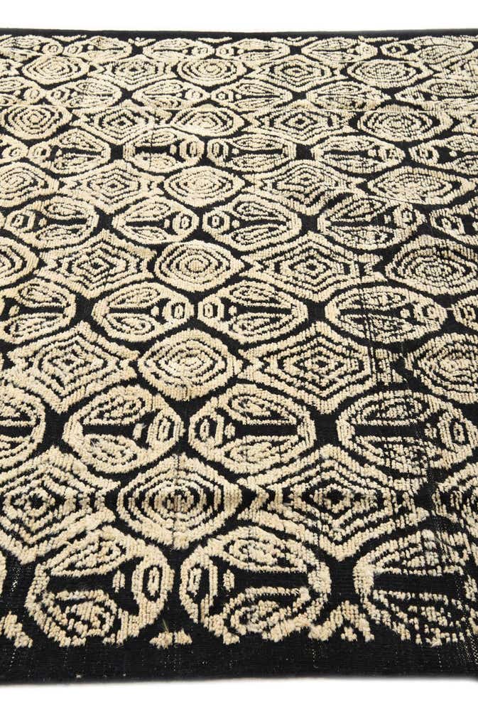 8' x 10' 6 Hand Knotted Darya Wool Rug