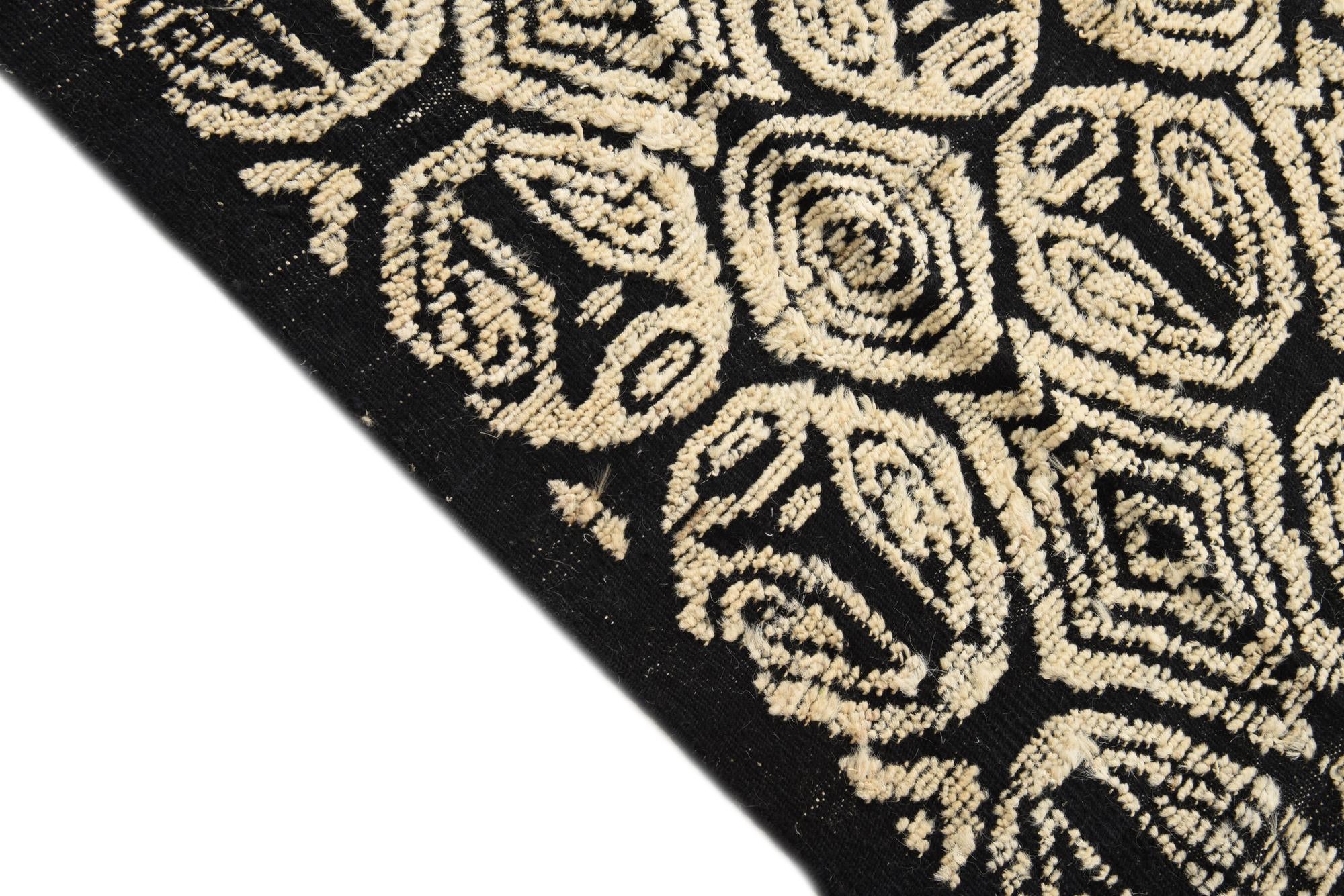 8' x 10' 6 Hand Knotted Darya Wool Rug