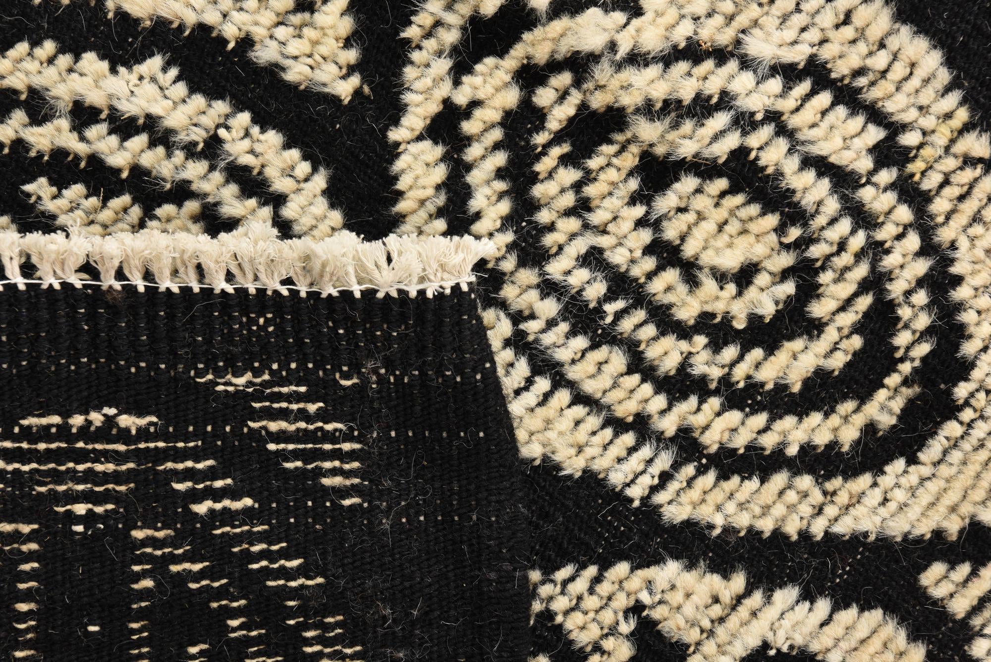 8' x 10' 6 Hand Knotted Darya Wool Rug