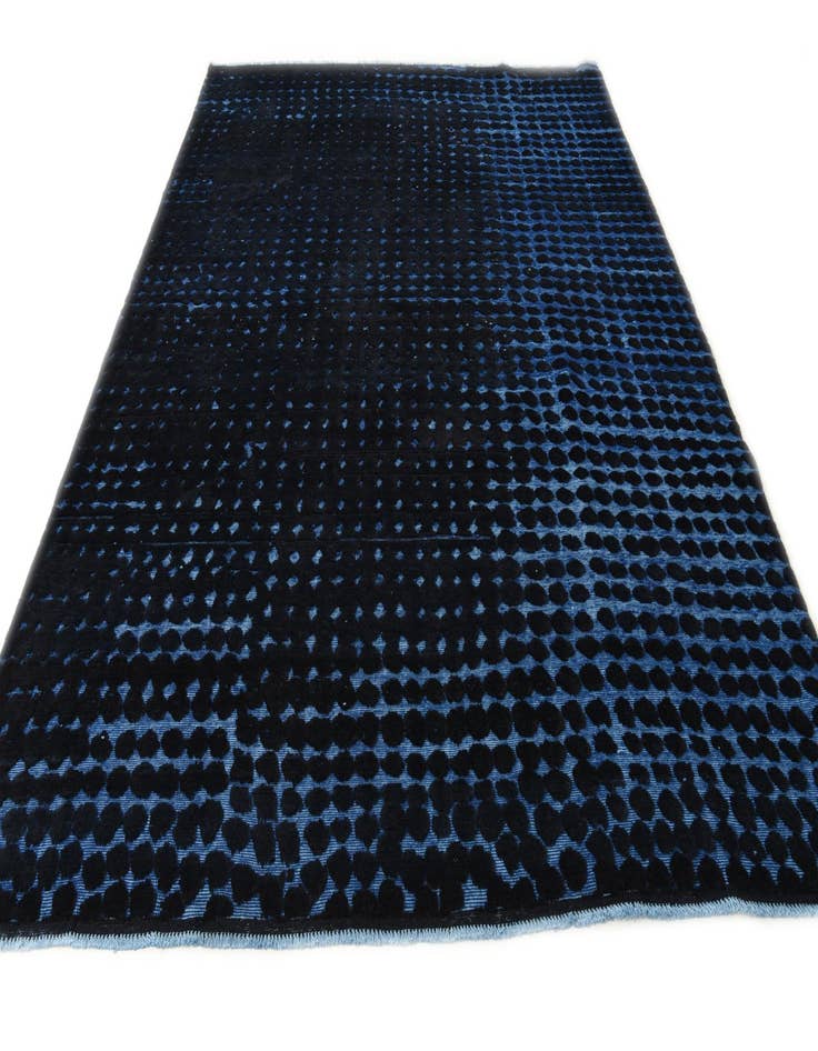 Detail image of 7' 8 x 10' 2 Hand Knotted Darya Wool Rug