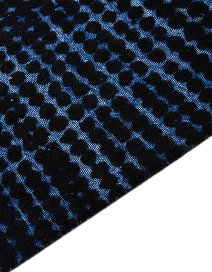 Detail image of 7' 9 x 10' 6  Hand Knotted Darya Wool Rug