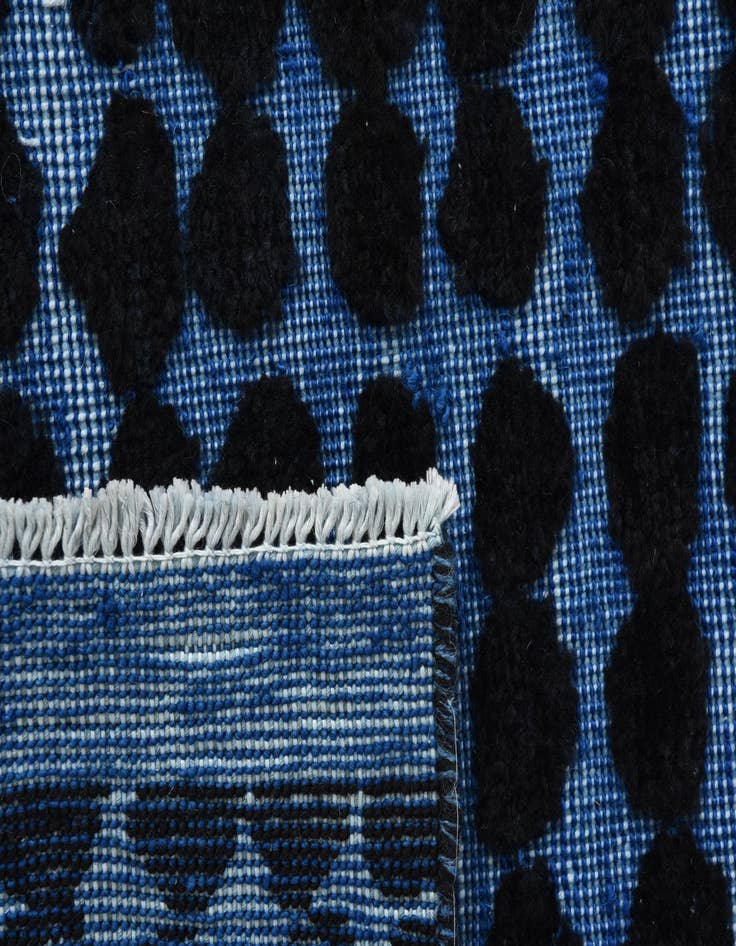 Detail image of 7' 9 x 10' 6  Hand Knotted Darya Wool Rug