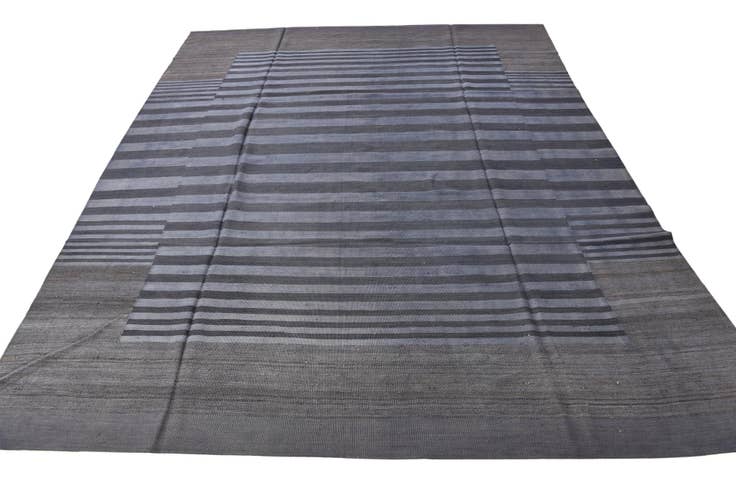 Detail image of 7' 10 x 9' 8 Hand Woven Kilim Modern Wool Rug