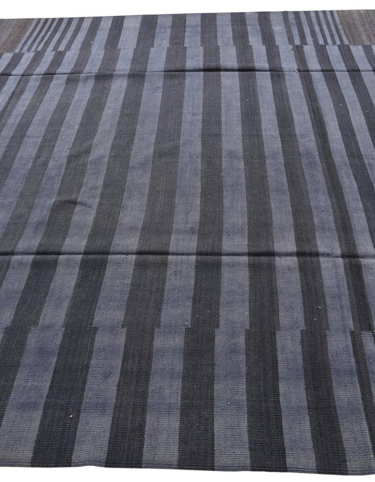 Detail image of 7' 10 x 9' 8  Hand Woven Kilim Modern Wool Rug